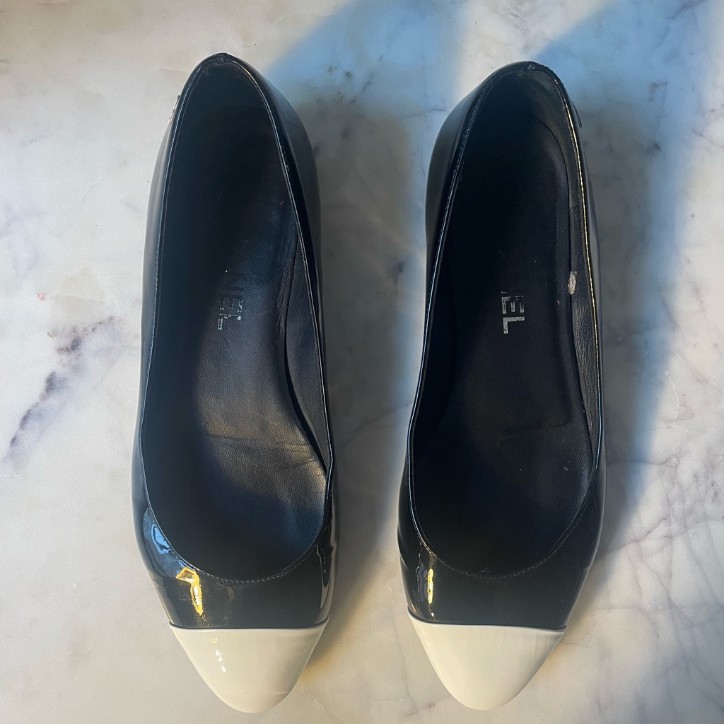 Chanel Black Patent Leather Ballerina Flats With White Cap Toe